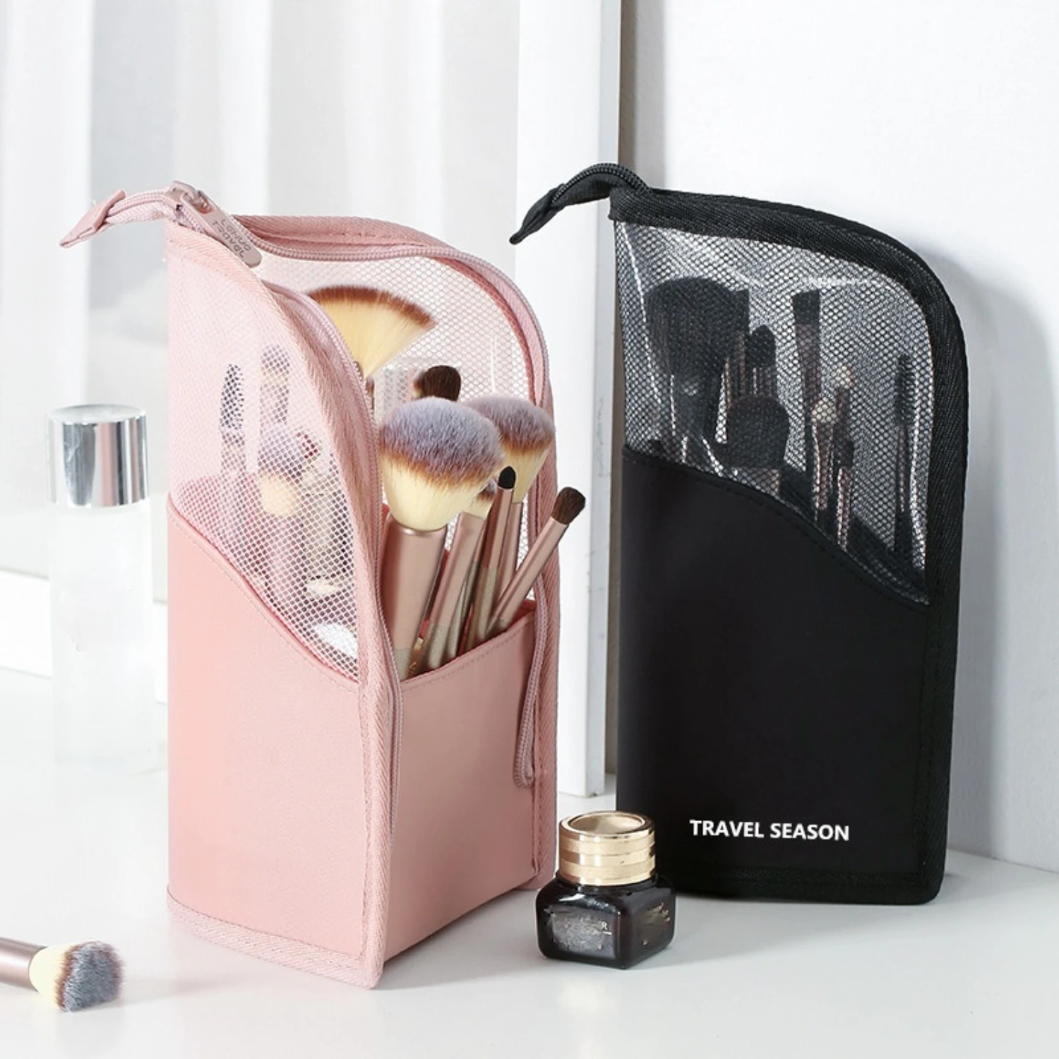 

1Pc Women Stand Makeup Brush Organizer Bag, High Capacity Portable Stand-Up Makeup Brush Holder