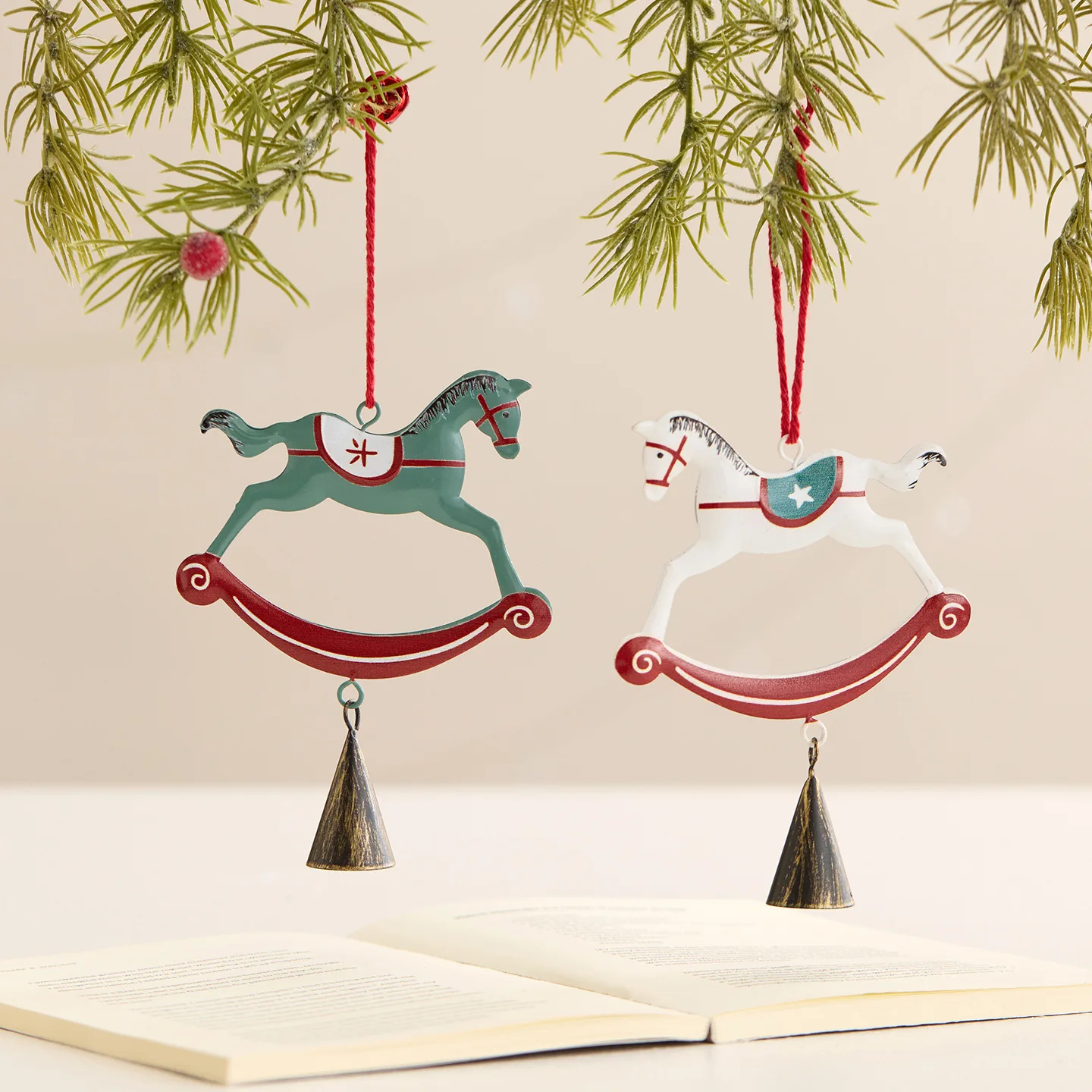 

1Pcs Christmas Decoration Hanging Iron Pony Bell Hanging Handmade Painted Christmas Tree Hanging Decoration 2026 New Year Gifts