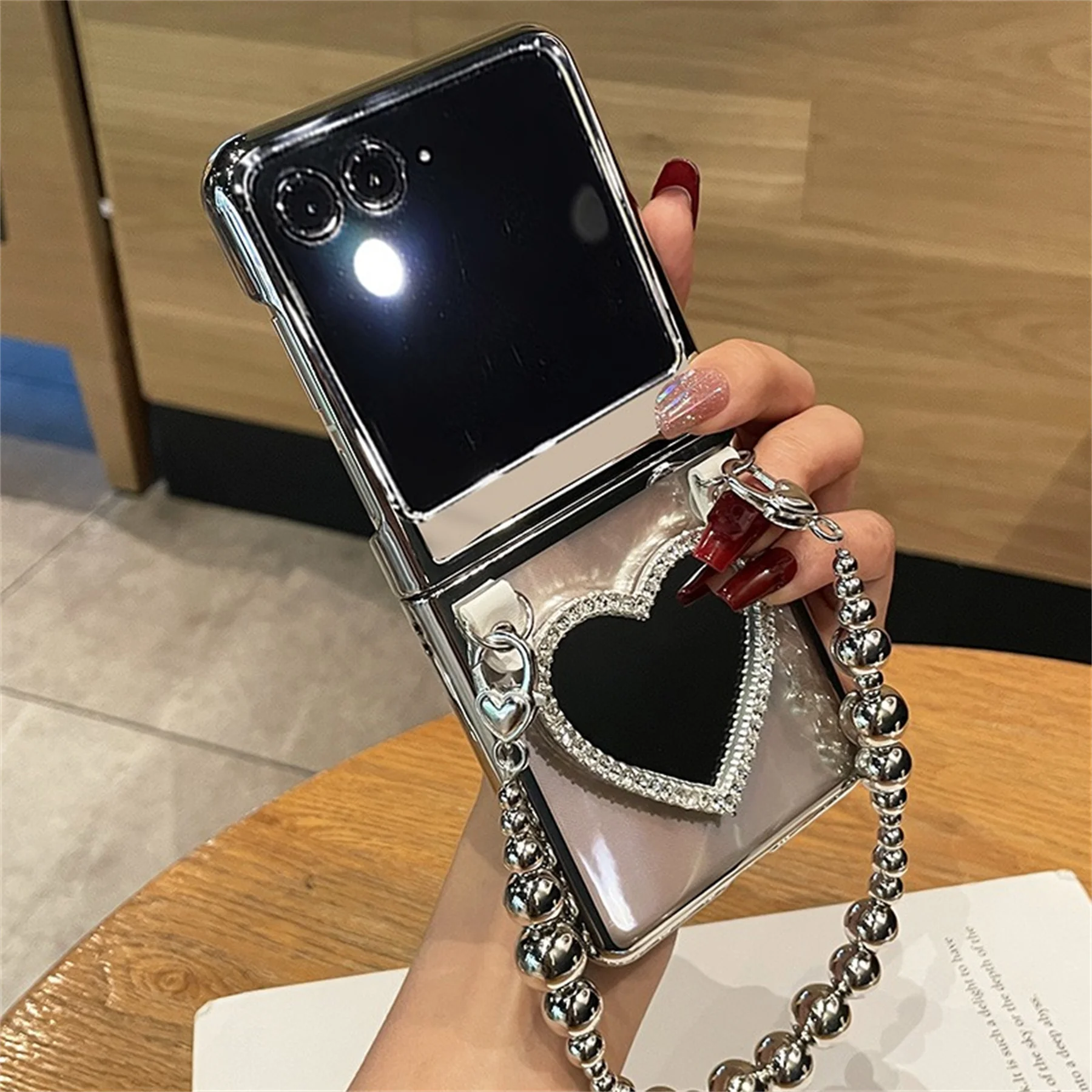 

Корейский роскошный прозрачный зеркальный браслет в форме сердца, чехол-цепочка для Motorola Moto Razr 40 50 Ultra 40, ультра противоударный чехол