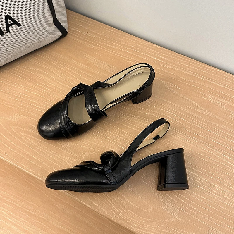 2026 New Summer French-Style Gentle Wrap Toe Chunky Square Heel Backless Slip-On Low-Cut Heels