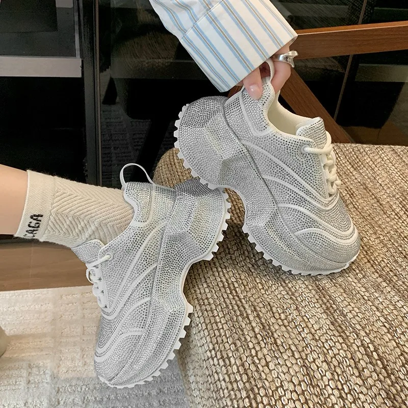 Sapatos únicos femininos com sola grossa e bico redondo com diamantes completos, confortáveis, antiderrapantes, respiráveis, esportivos e casuais