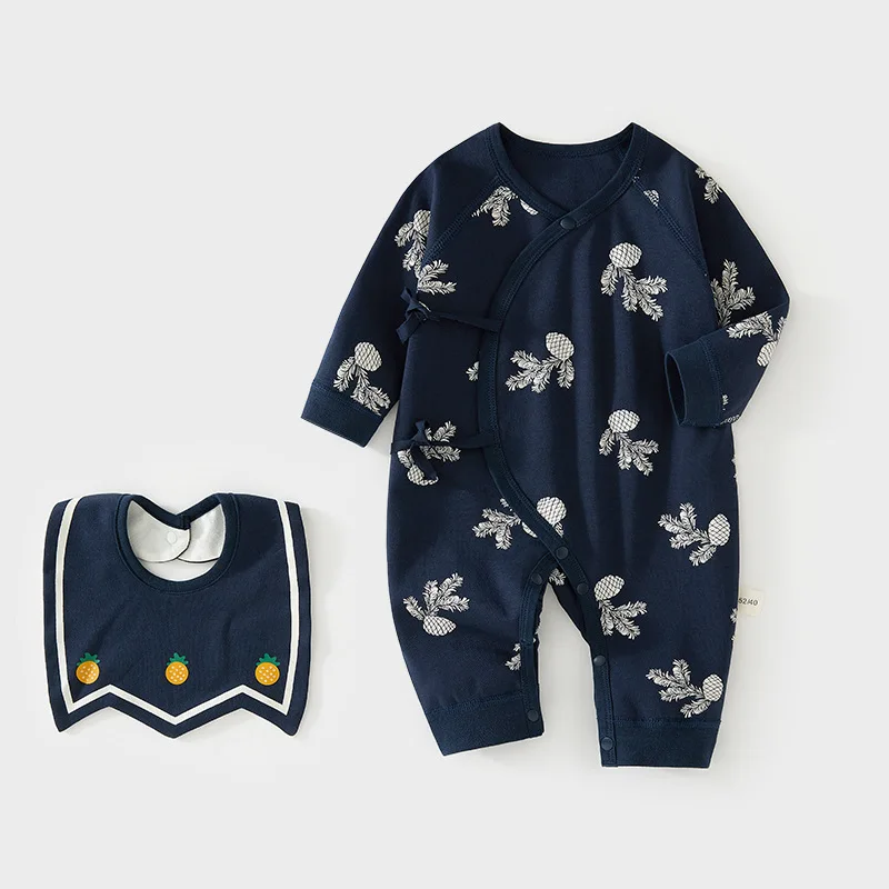 Neugeborenen-Strampler Baby-Overall Frühling und Herbst Reiner Baumwoll-Neugeborenen-Strampler mit Spucktuch für Babys