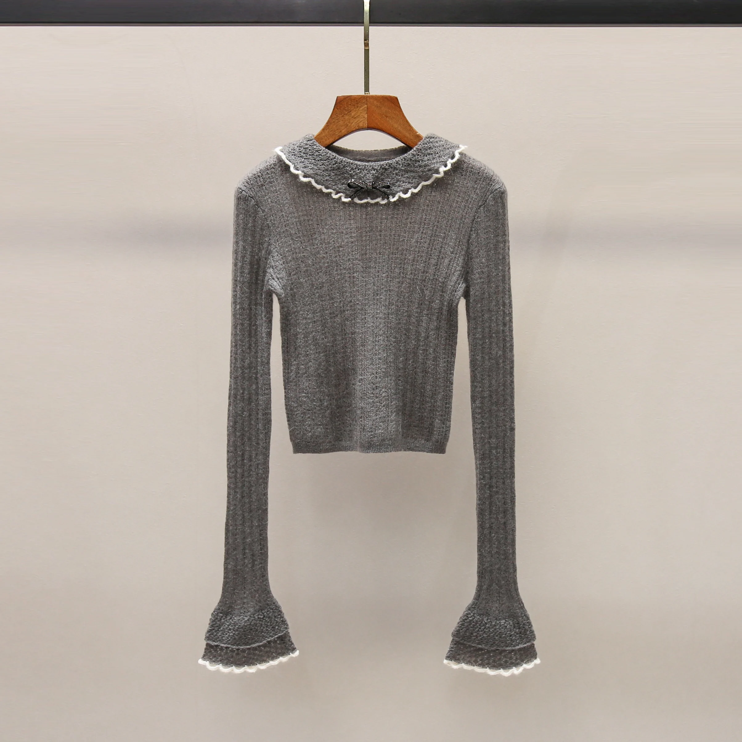 

Sweet Double Layer Bell Sve Knitted Sweater with Lace Knot French Sle Long Sve Women's Faion Winter Top