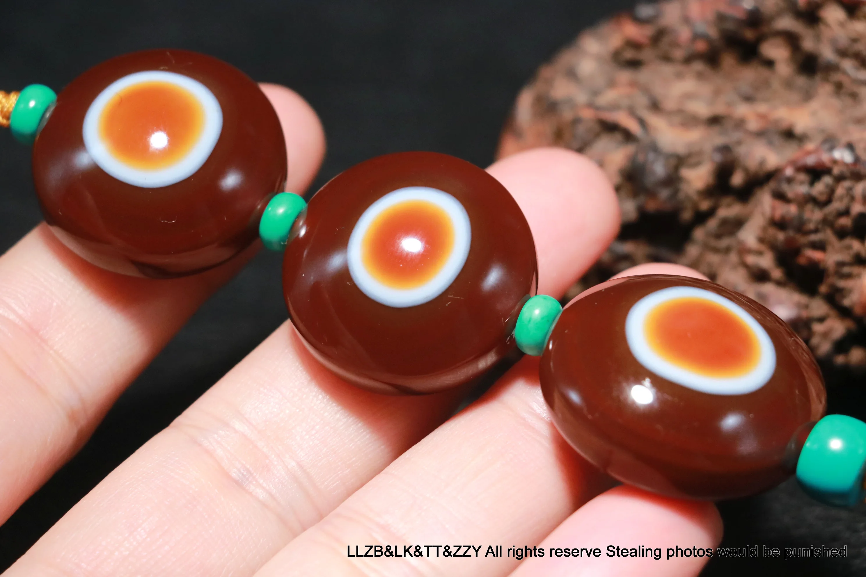 

Unique Collectible Energy Set of 3 PCS Magic Tibetan Agate Colorful Goat Eye Heaven Eye dZi Bead Pendant LKbrother Sauces