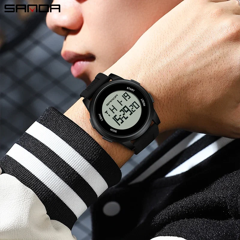 Sanda 9067นาฬิกา LED จับเวลาสำหรับผู้ชาย, นาฬิกาอิเล็กทรอนิกส์ Jam Tangan Digital นาฬิกากีฬาทหาร