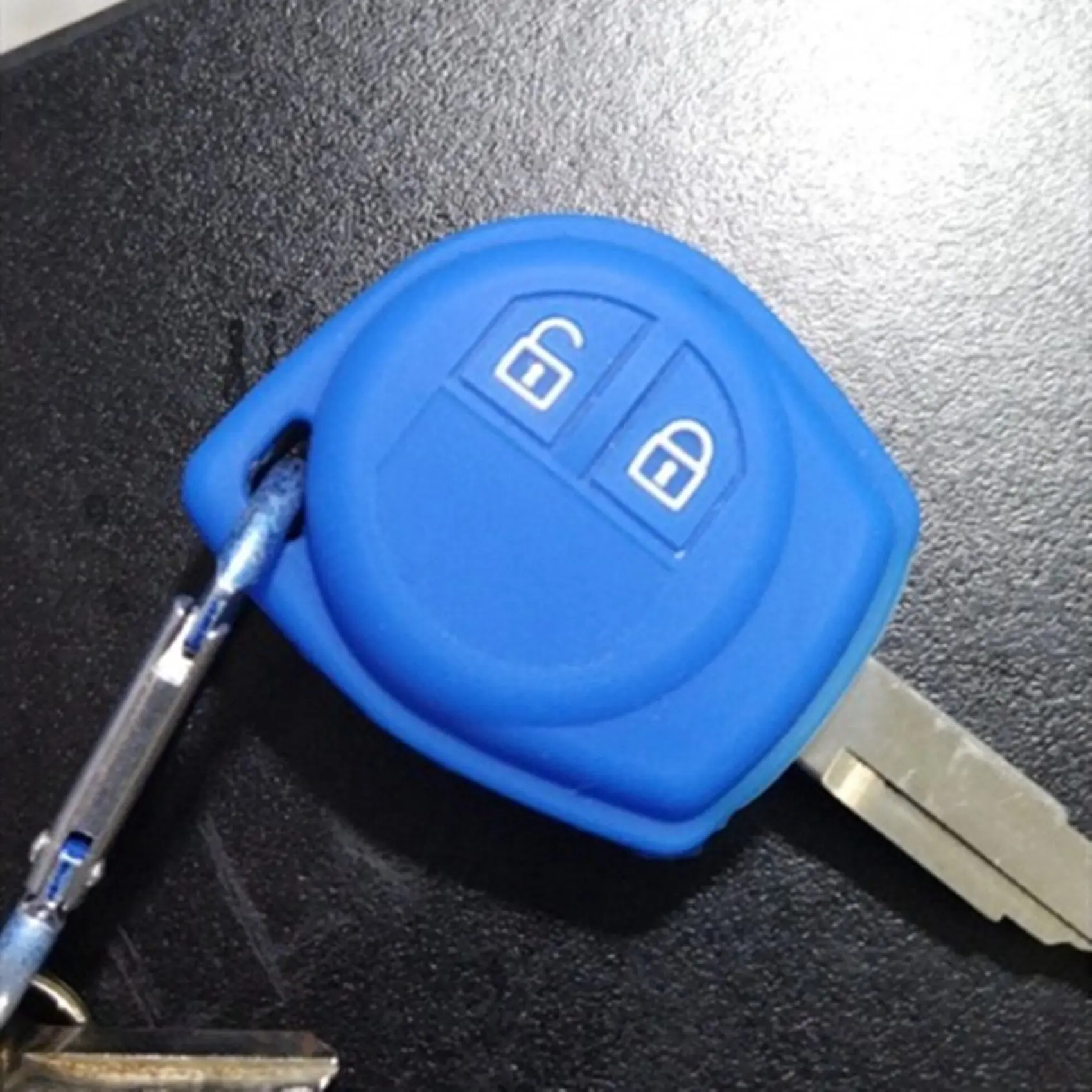 Silicon Car Key Cover for Suzuki SX4 Swift Grand Vitara Liana Celerio Jimny Key Case Keychain Alarm, Blue