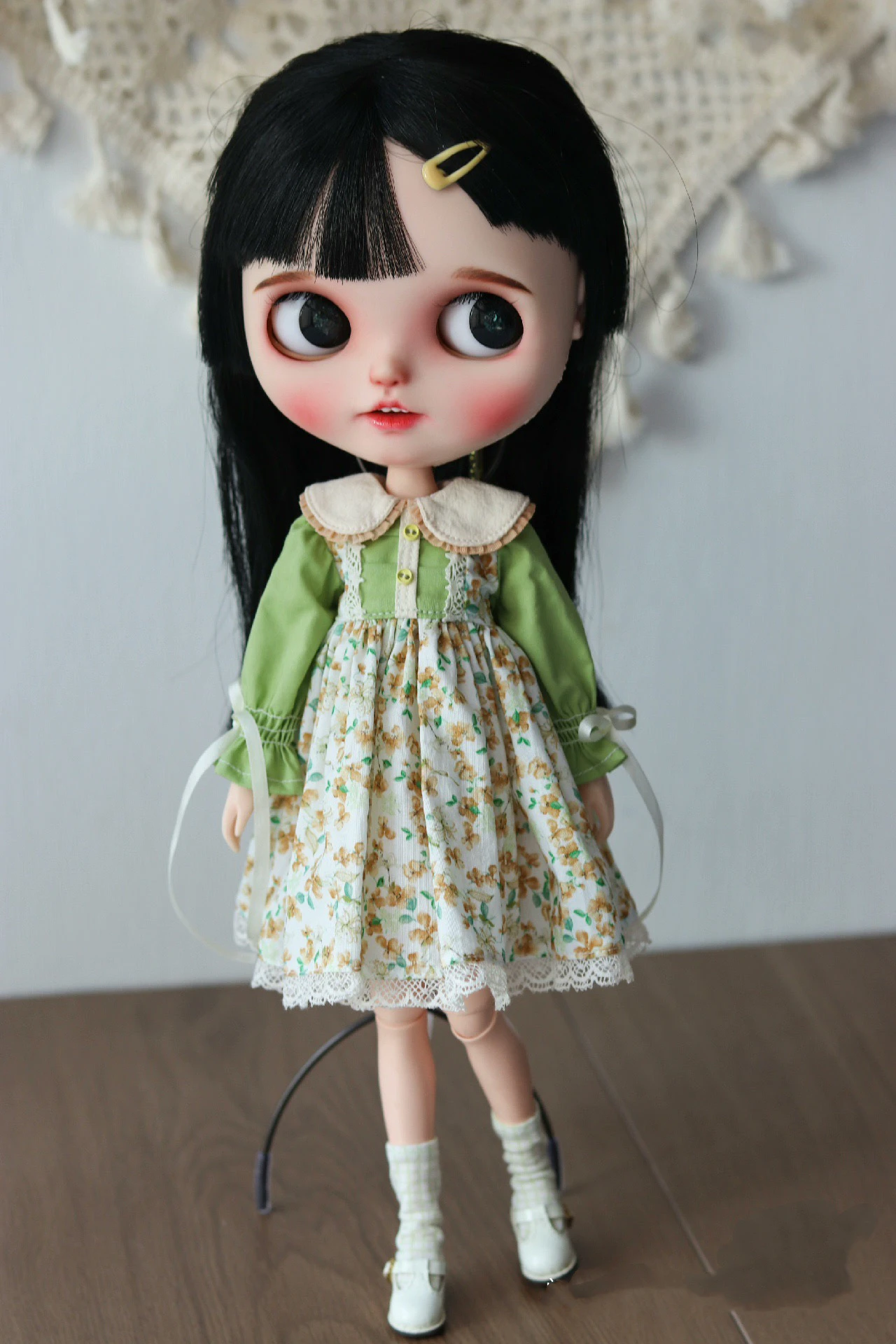 

BJD Blythe Clothes Spring color Apricot flower green skirt dress (Fit Pullip,Ob24, ob22、1/6 Doll)