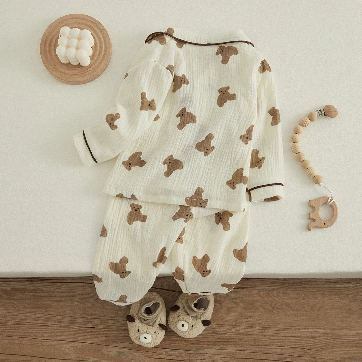 VISgogo Kids Unisex Cotton Linen Pajama Suit Bear Print Long Sleeve Front Pocket Lapel Tops Long Pants Spring Clothes Casual Set