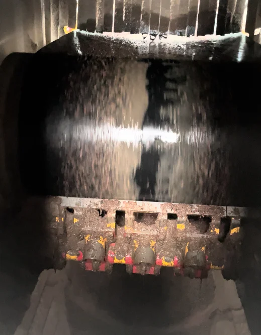 مكنسة سبائك حزام نقل المواد السائبة مع صلابة عالية ومكشطة من النوع المنفصل