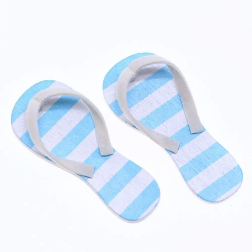 1 Pair 1:12 Dollhouse Dollhouse Flip Flops Wood Mini Miniature Flip-flops Retro Decorate Mini Casual Slippers DIY Toy