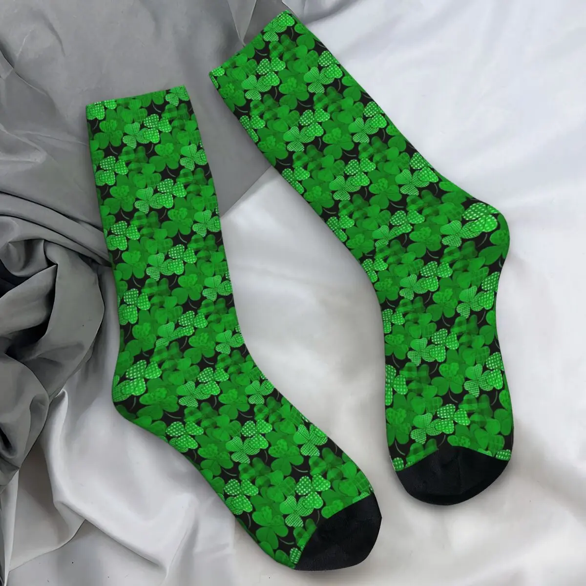 St. Patrick's Day Stockings Green Four Leaf Clover Printed Funny Socks Autumn Non Slip Socks Men's Outdoor Sports Soft Socks