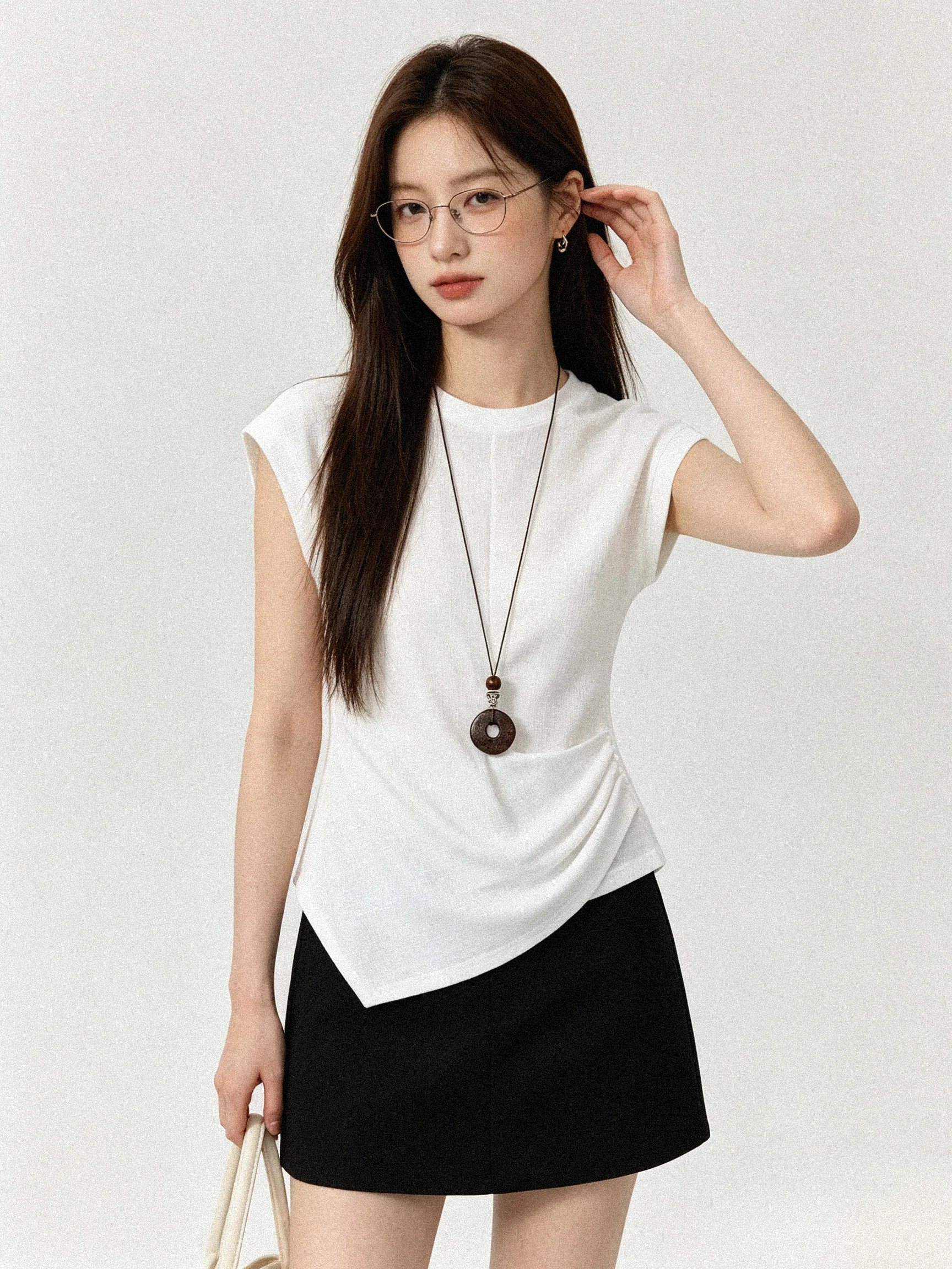 Sweet Style Short Sleeve T-Shirt Women's Slim Fit Summer Top Button Detail Waist Cinching Flared Hemlines Moisture Wicking