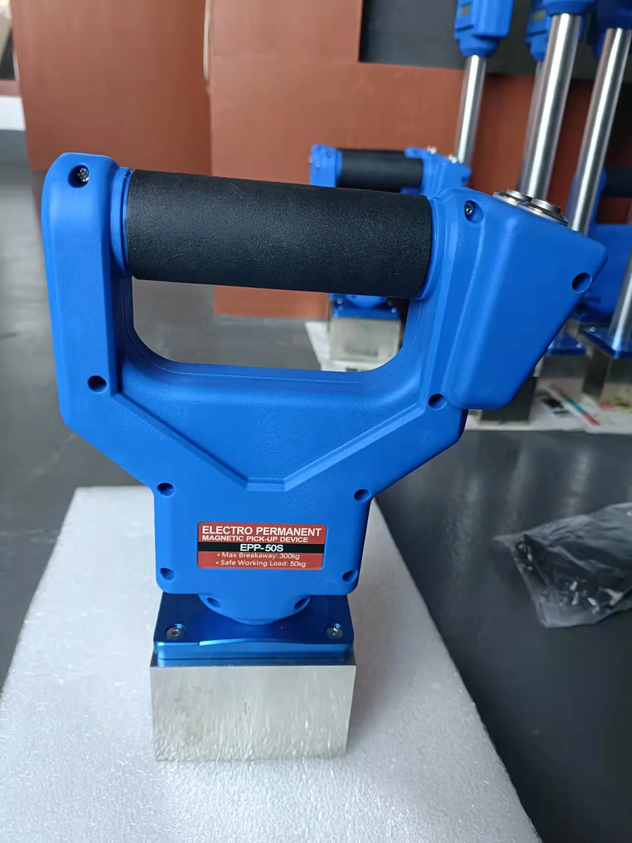 جهاز التقاط مغناطيسي كهربائي دائم جديد أداة رفع مغناطيس محمولة للوحة الصلب