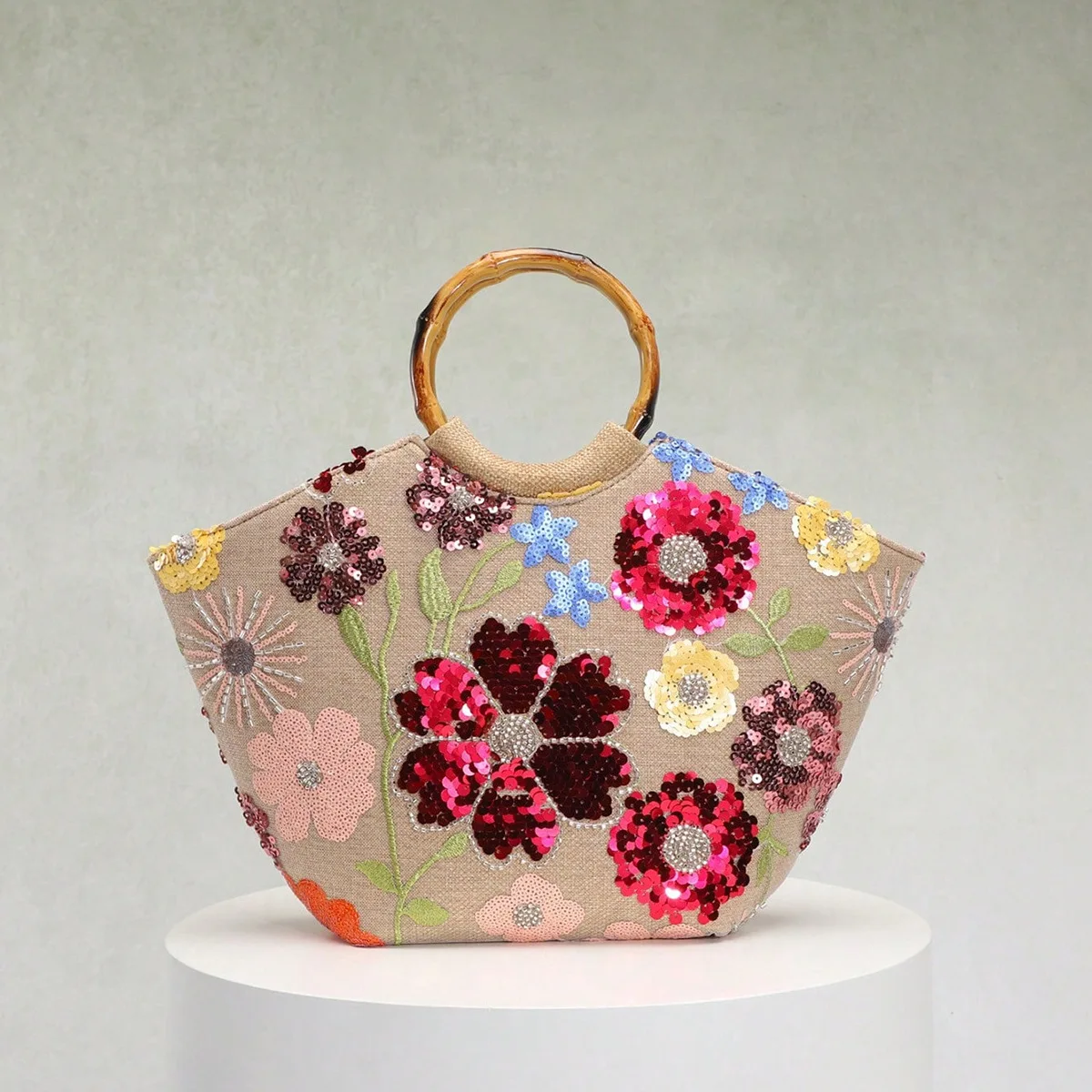 Seaside vacation style bag women's new embroidered three-dimensional applique sequins flower bamboo handbag elegant tote bag