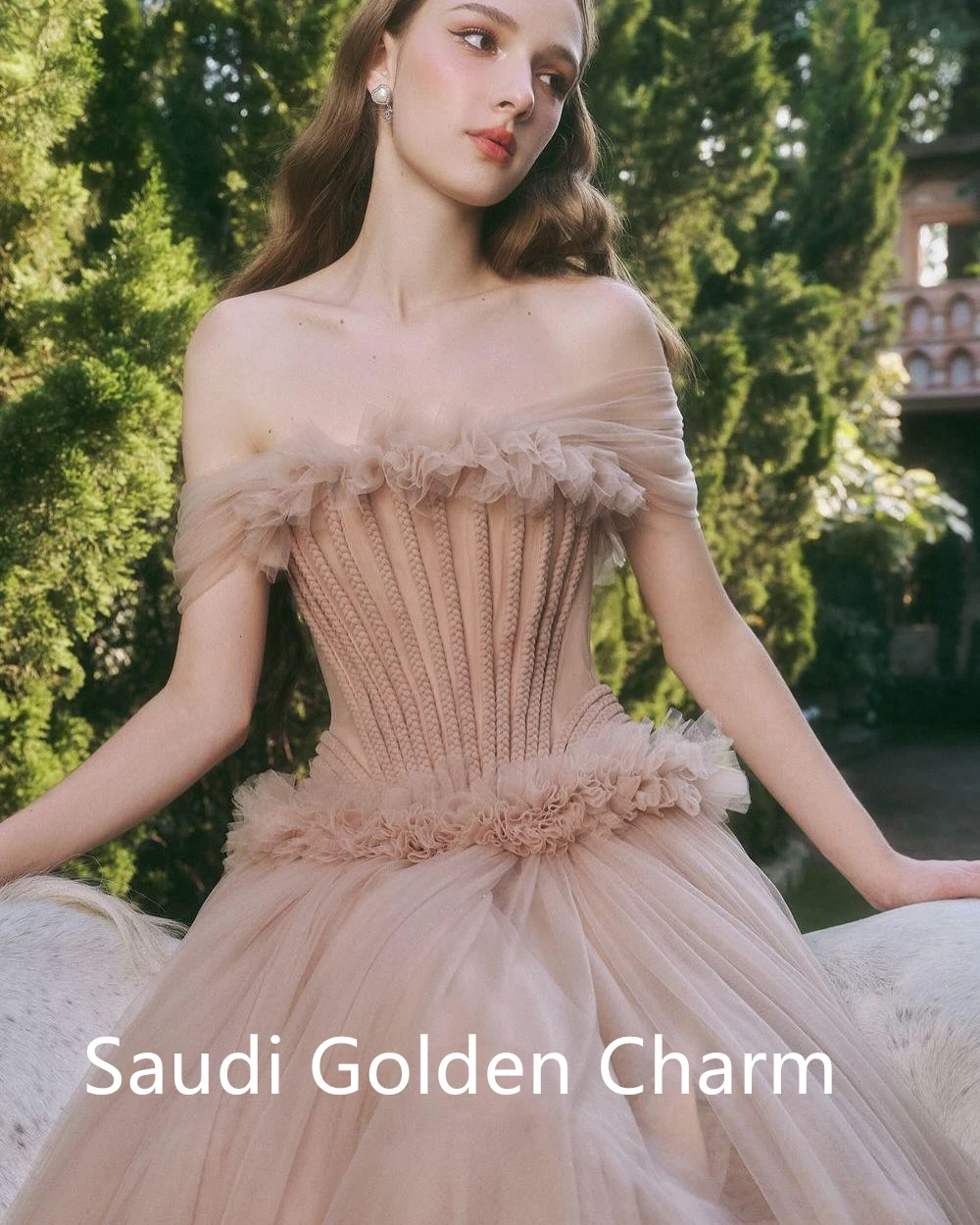 op maat Aangepaste temperament roze tule avondjurk Hoge kwaliteit strapless off-shoulder mouwloze rits achterkantHomecomin