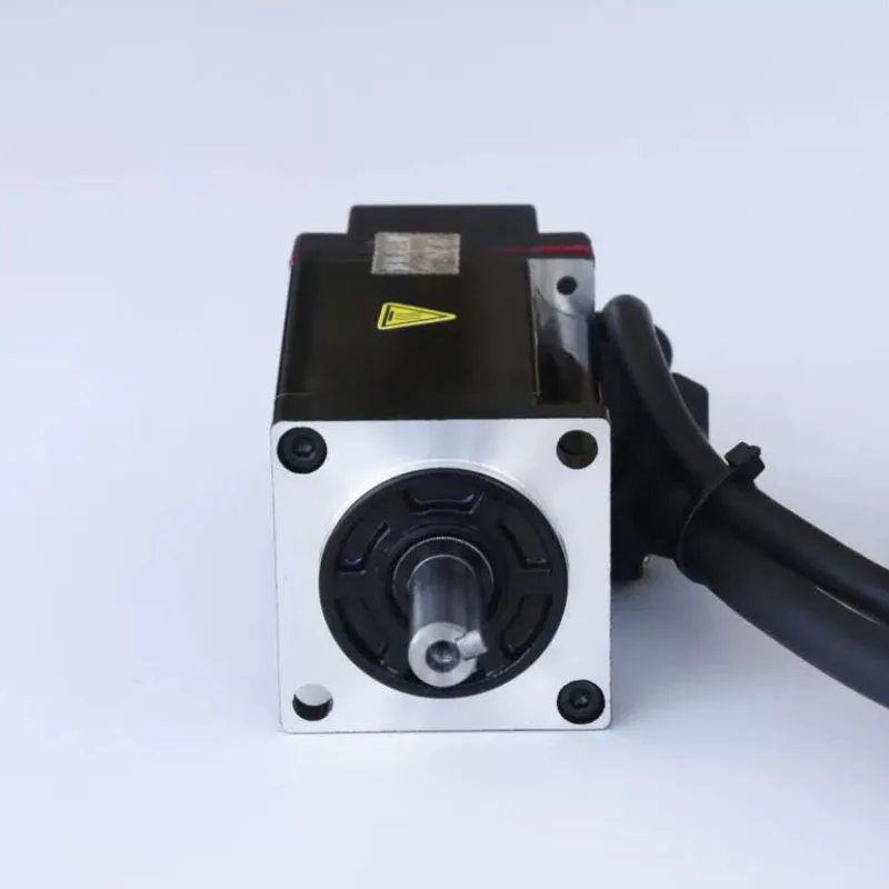 0.32N·m Constant Torque, 3000RPM, 2500PPR Encoder, 40mm Frame, 8mm Shaft with Keyway，100W 24V Low-Voltage DC Servo Motor