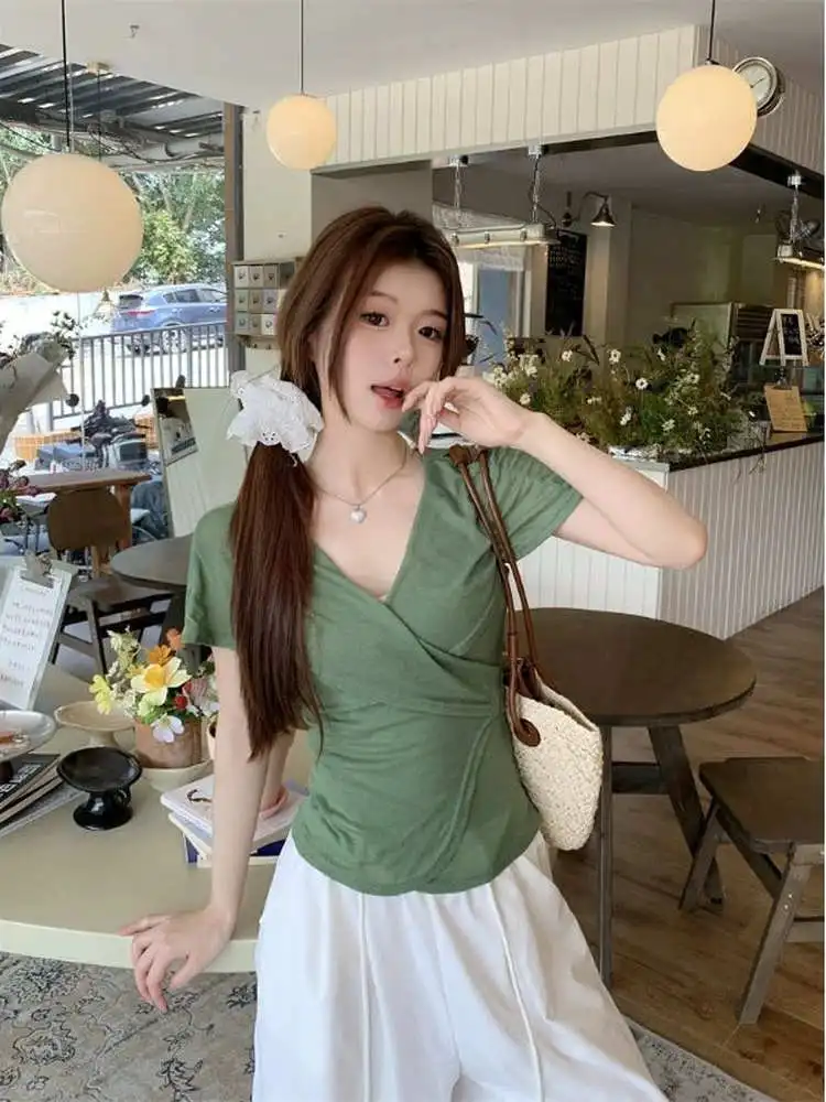 Elegant Green V-Neck T-Shirt Women's Short Sleeve Knot Design Slimming Fashionable Top for Summer Korean Style Commute Wear