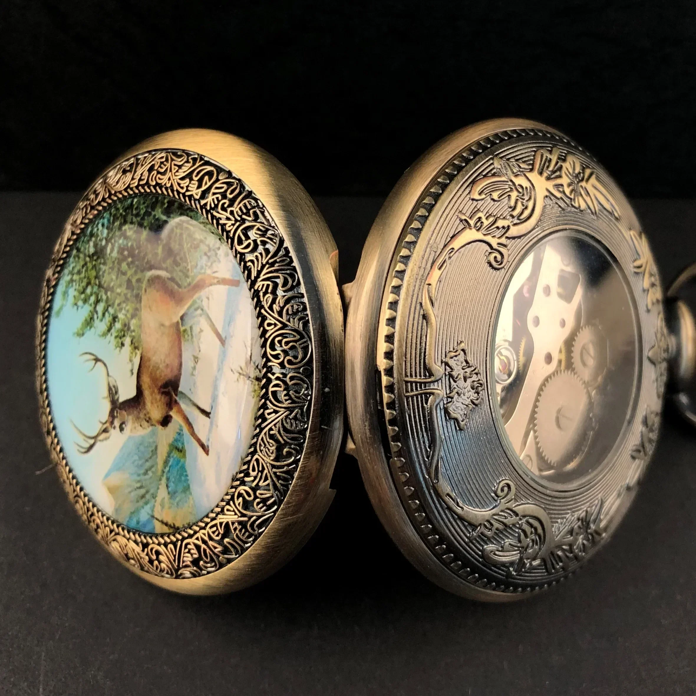 ساعة جيب ميكانيكية متعددة الوظائف بتصميم ريترو إلك إبداعي للرجال والنساء، قلادة أنيقة على شكل قلادة هدية عيد الميلاد #4