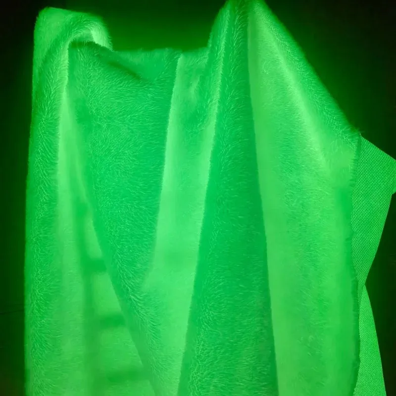 100x160cm Glow in The Dark Plush Fabric Luminous Velvet Cloth Color Changing Fluorescence Designer Fabrics for DIY Sewing Toys