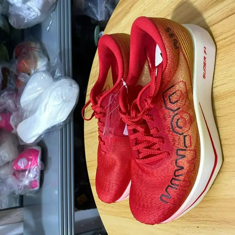 Luxury Brand Running Trainers For Men Women Red Walking Jogging Shoes Unisex Thick Bottom Athletic Shoe Couples Training Shoes