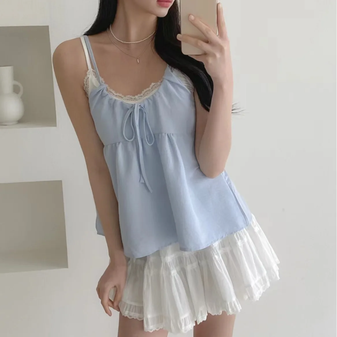 Summer New Sle Women's Strap Vest Loose V-ne  Knot Tie Top Korean Design Faionable Age-reducing Outerwear