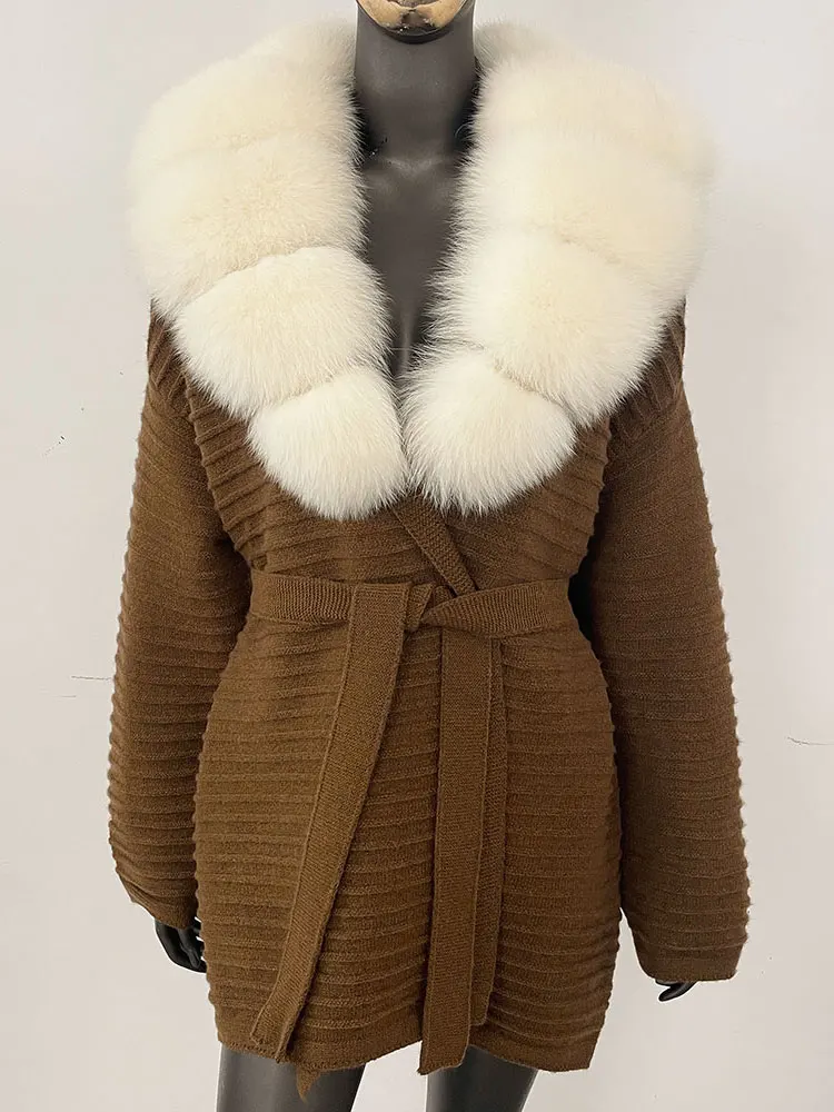 2025 جديد ربيع الخريف النساء الملابس ريال فوكس الفراء طوق سترة حزام الموضة تريكو الإناث المتضخم سترة مشغولة من الصوف