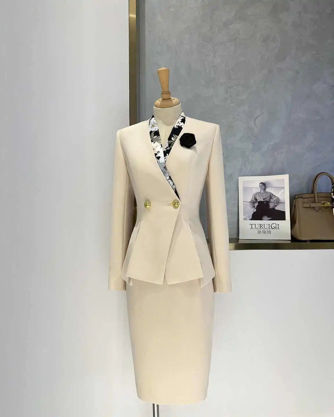 Elegant Peplum Women Suit Set Notched Lapel Blazer Midi Pencil Skirt For Business Interview Formal Conference Customized
