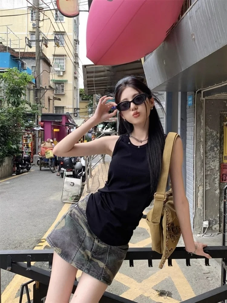 

American Sle Hot Girl Set Design Star Rivet Vest Women's High Waist Skirt Two-Piece Set Spring 2026 New Faion