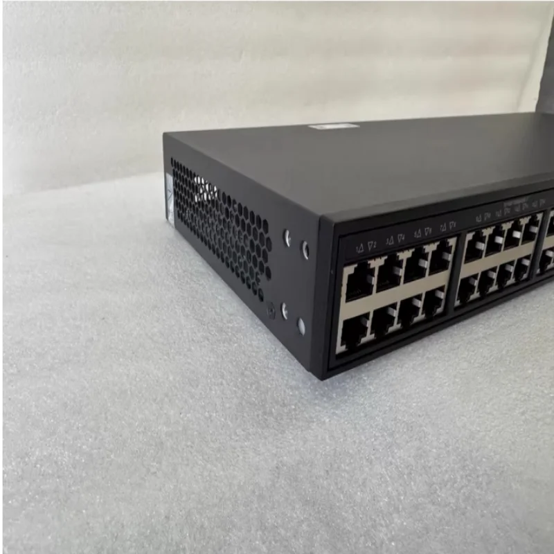 

New Original Switch S5560S-28P-SI [Layer 3 Managed/24-port Gigabit Power + 4-port Gigabit Optical]