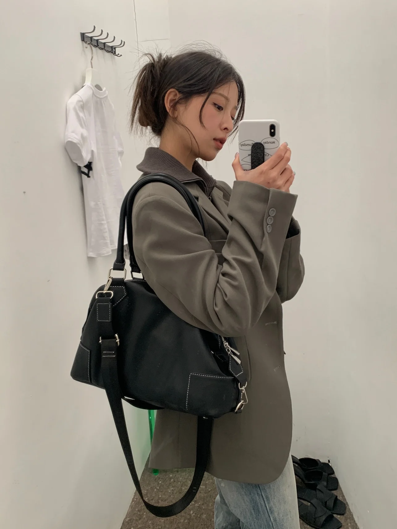 

YMBHZ Vintage Soft Leather Tote Bag Large Capacity Crossbody Shoulder Bag Versatile Underarm Bag for Men And Women