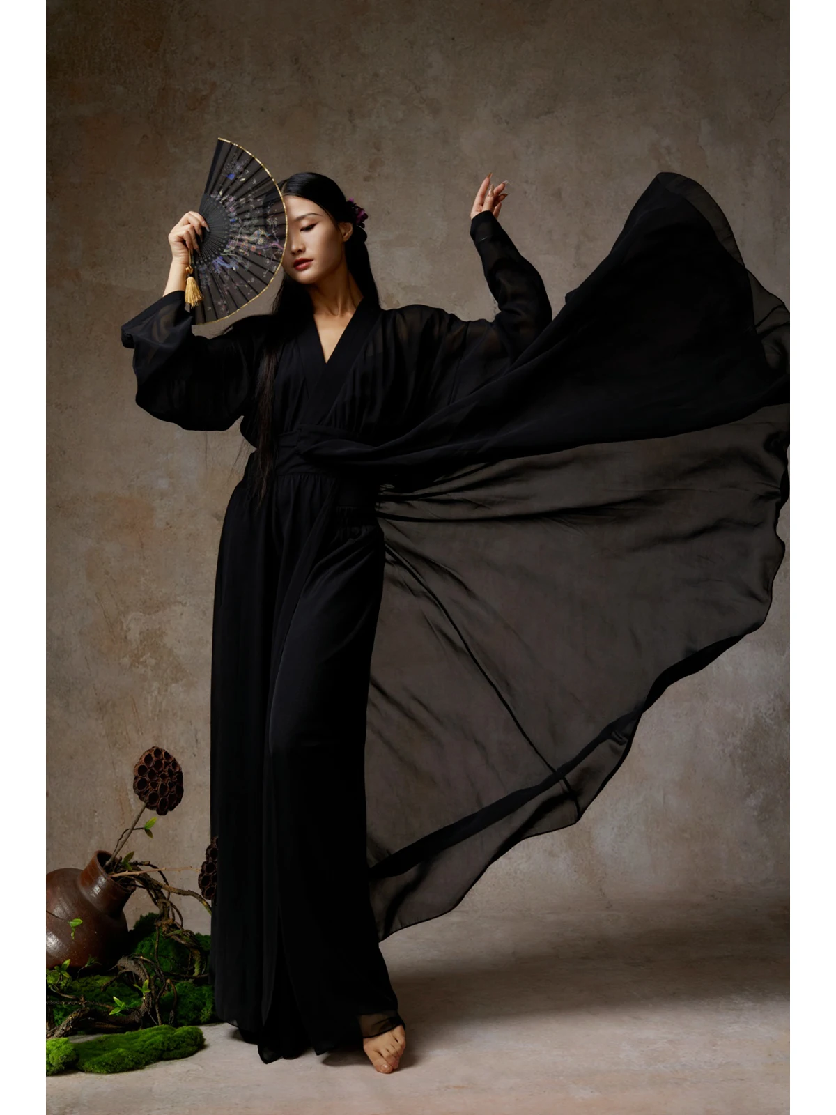 

Женский танцевальный костюм Ele Pure Color с поясом, струящийся древний длинный воротник Dr