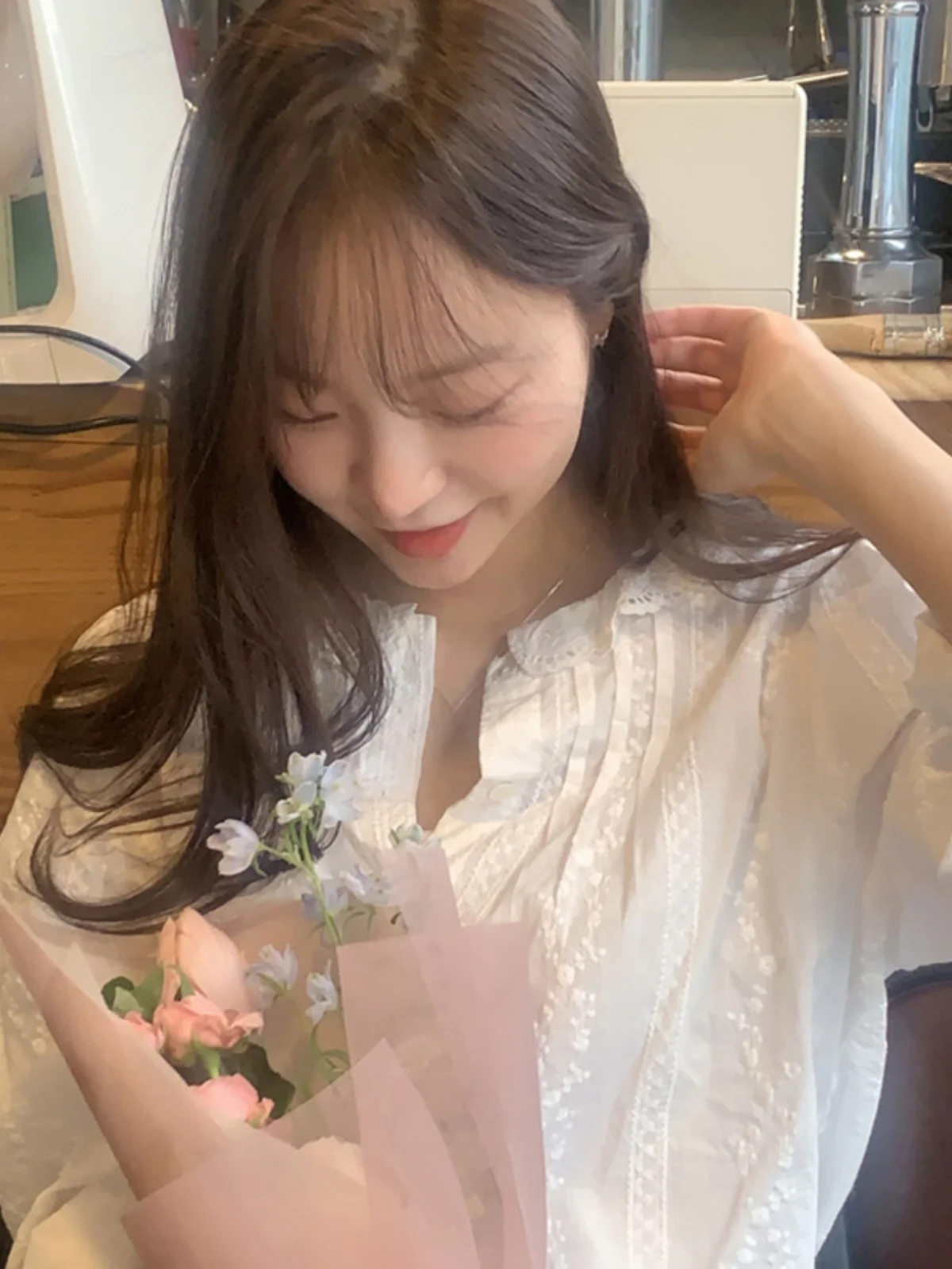 Korean Style Lace Trim Bubble Sleeve round Neck Shirt Women Summer New Gentle Style Top Autumn Upper Apparel Casual Fashion