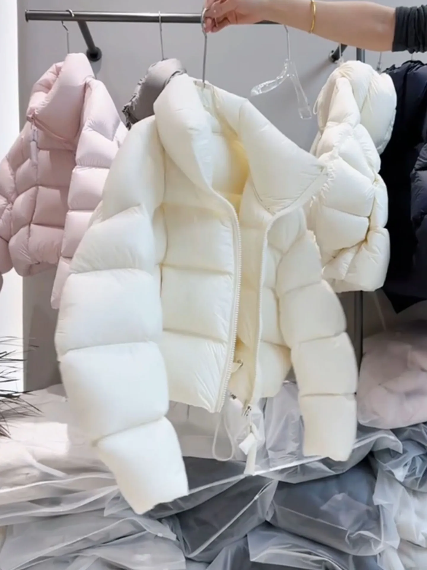 Korean Sle ort Puffer Jaet Women's Thiened Warm Stand Collar Bread Coat Winter 2025 New Arrival White Du down