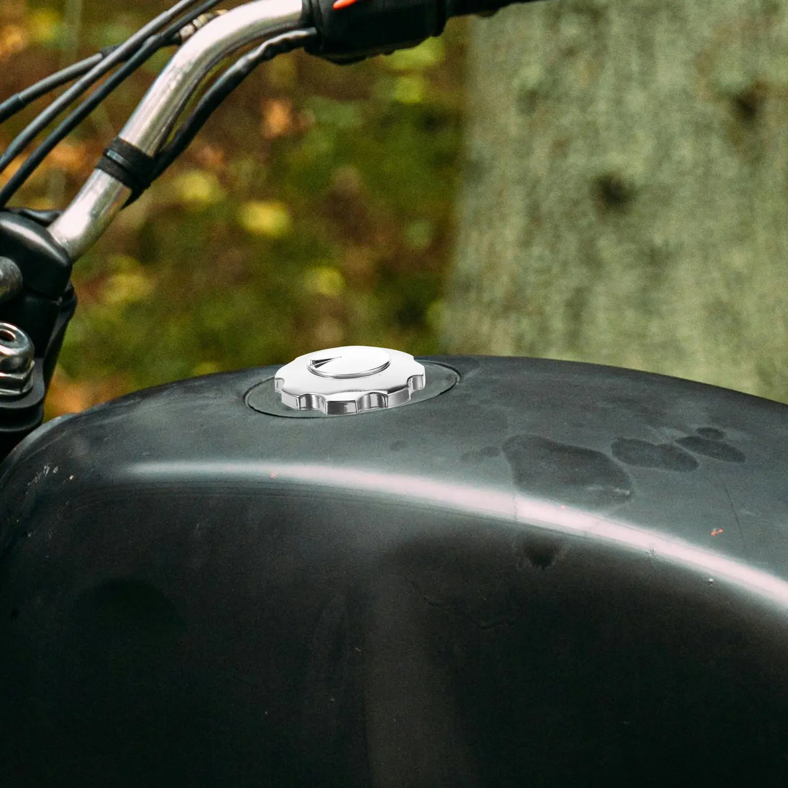

Motorcycle Fuel Tank Oil Throttle Lock Electric Key Aluminum CG125 DIY Accessories Water Tank Cap Gas Cap Holder Vehicle Fuel