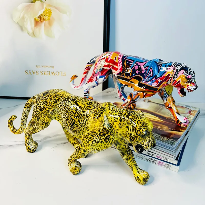 YuryFvna Abstract Resin Leopard Statue  Africa Wildlife Panther Figurine Animal Sculpture Modern Home Desktop Office Decoration