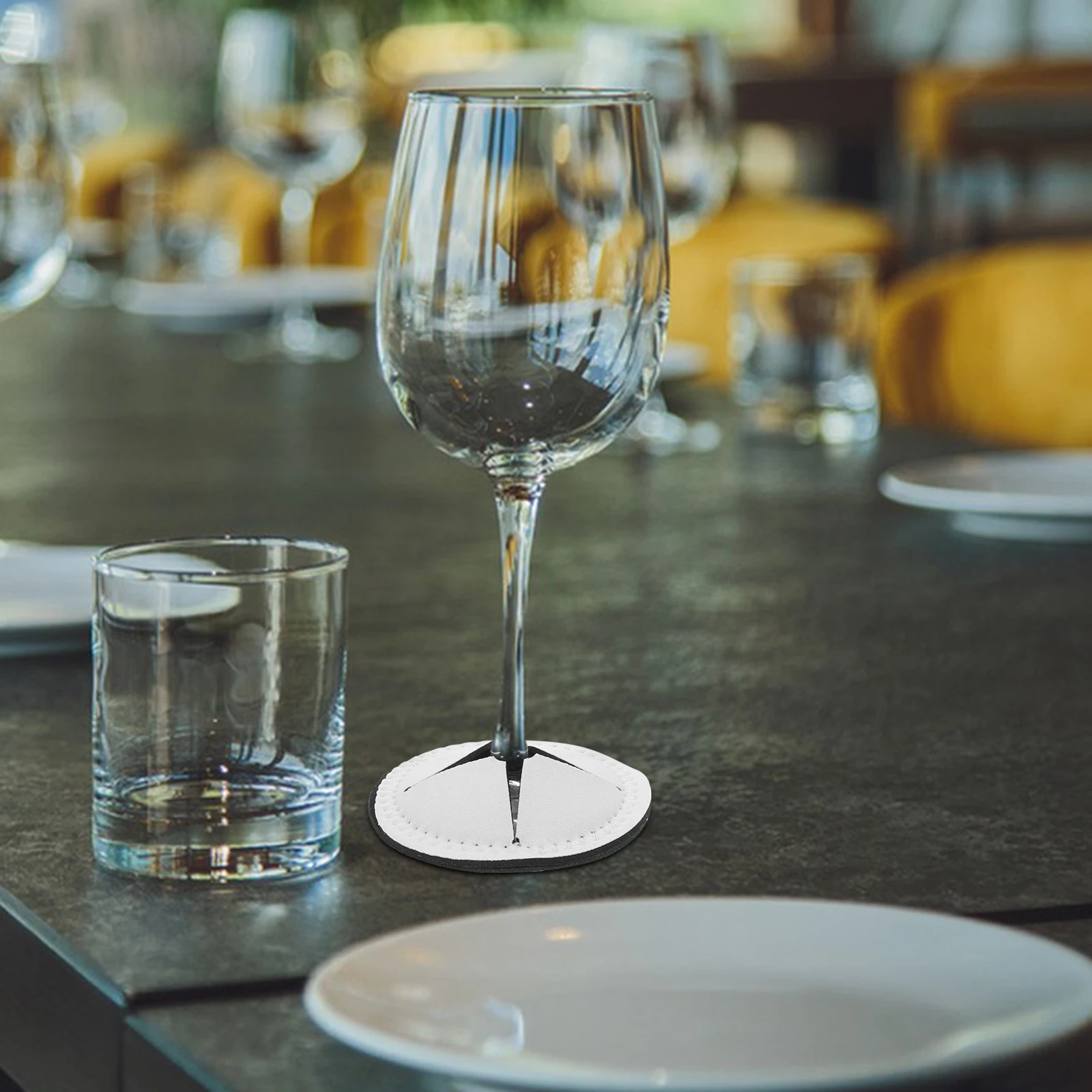 

4Pcs Sublimation Blank Coasters Antislip Round Cup Pads for Home Decor Sublimation Coasters DIY Cup Mats Portable Teacup Mat