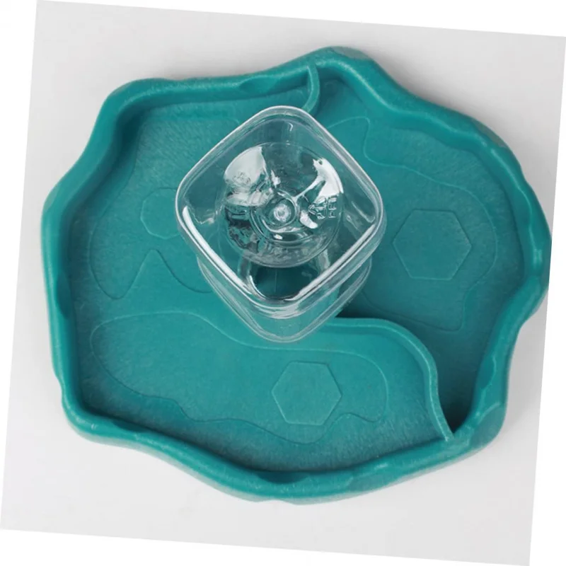 

Automatic water storage tray, climbing pet food bowl, lizard horned frog hole avoidance climbing box