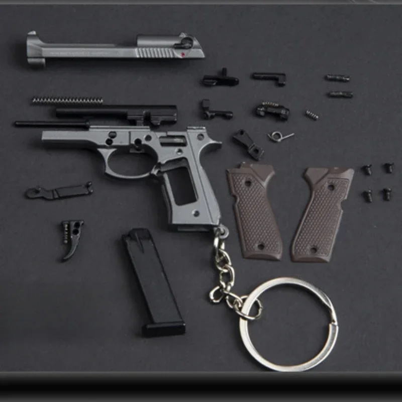 1:4 Legering Mini 92f Pistool Model Draagbaar Speelgoed Pistool Afneembare Woestijn Adelaar Sleutelhanger Fidget Speelgoed Voor Jongens Collectie Volwassenen Cadeau