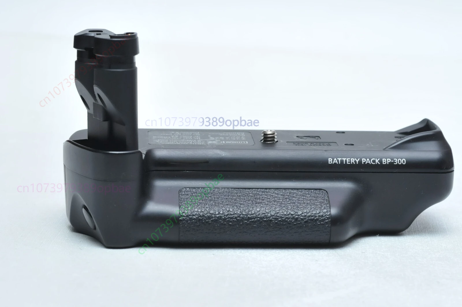 

Аккумуляторный блок AA BP-300 для Canon EOS 7, 7S, 30, 33, Elan 7 (для пленочных камер)