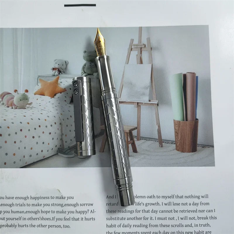 

Hot Titanium Ultra-light Jinhao 35mm Nib Assembly Fountain Pen Iridium Gold F 0.5mm Nib Ink Pen School Supplies Writing Statione