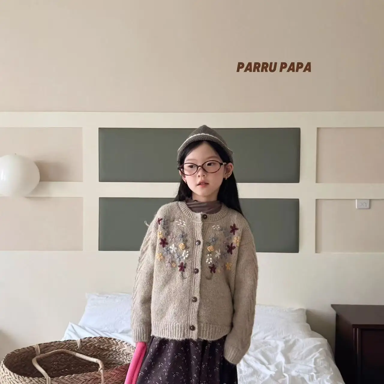 

1-9Y Girls jumper Cardigan Autumn and Winter 2025 New Foreign Children's Crochet Knit Sweater Jacket 90-150cm