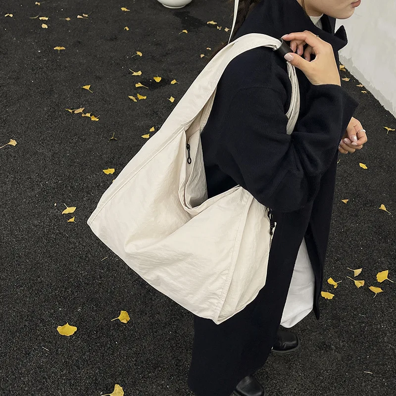 2025, ruime knoedeltas, waterdichte nylon draagtas voor dames, lichtgewicht schouder crossbody, casual dag tot nacht tas, getextureerd