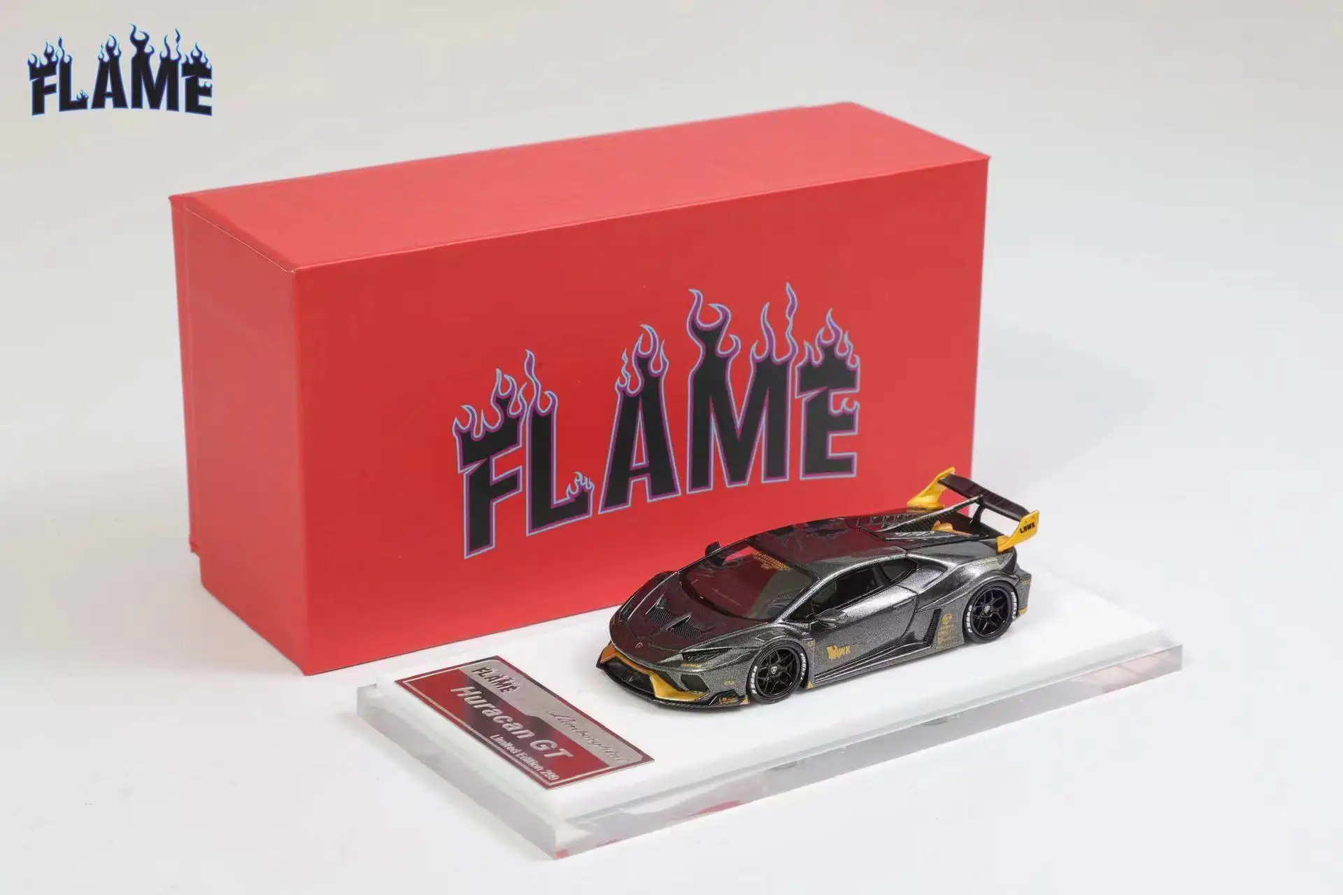 

**Preorder**Flame Model 1:64 Huracan LP610 Resin Model Car