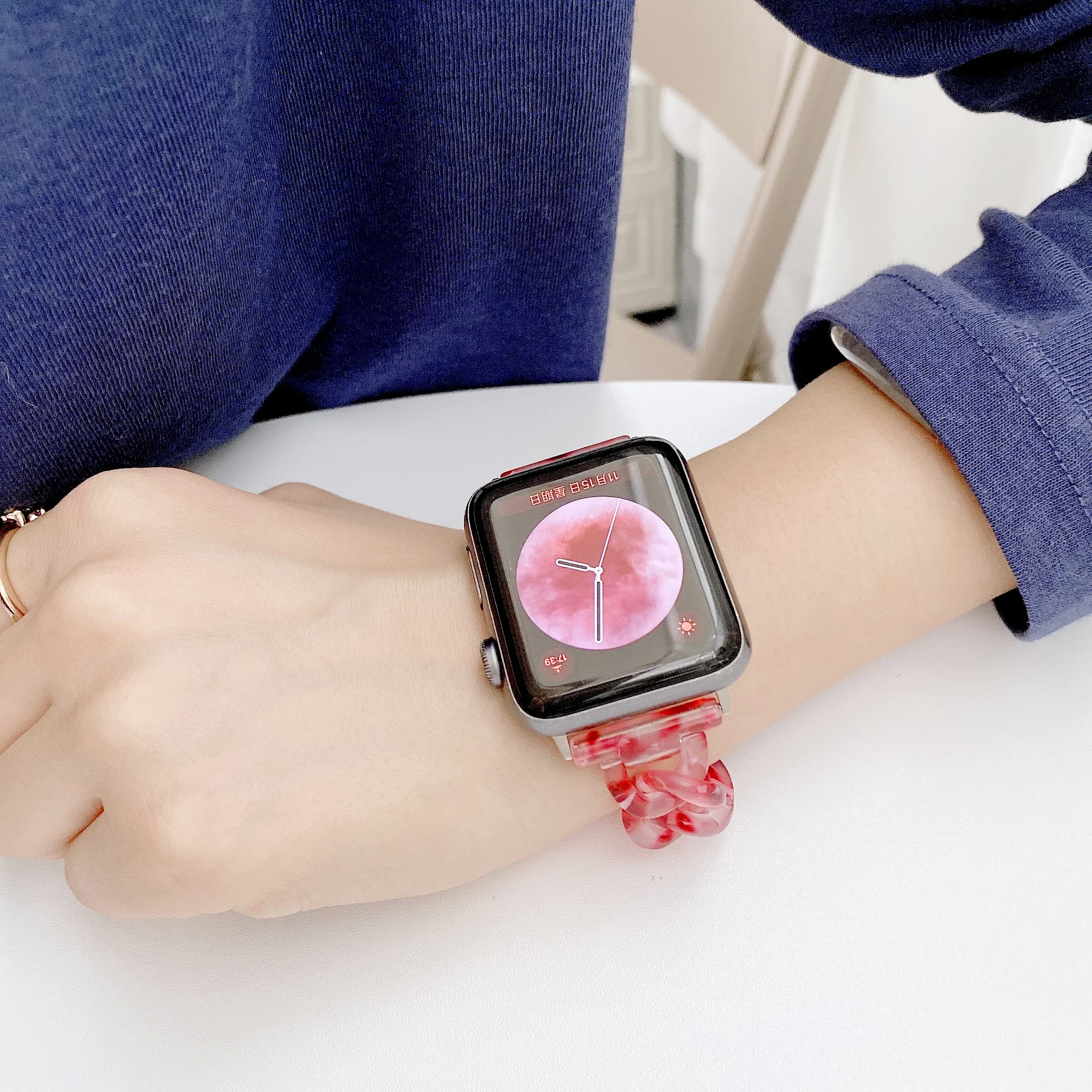 Resin Strap For Apple watch 46mm 45mm 41mm 44mm 42mm 40mm 38mm Woman replacement belt for iwatch Ultra 10 9 8 7 6 5 4 3 SE band