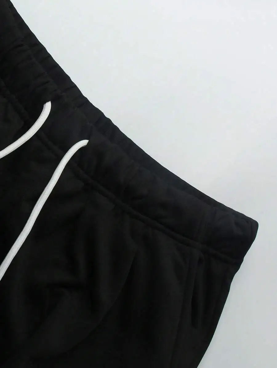 Manfinity EMRG Men's Checkered Elastic Waist Drawstring Loose Casual Shorts,Black And White Summer Streetwear Gym Plaid Skater