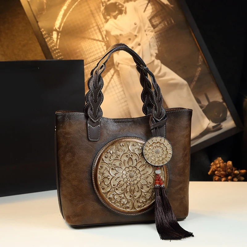 Cowhide Leather Women Handbags Vintage 2024 New Fashion Embossed Tassels Single Shoulder Crossbody Bag Large Capacity Tote Bags