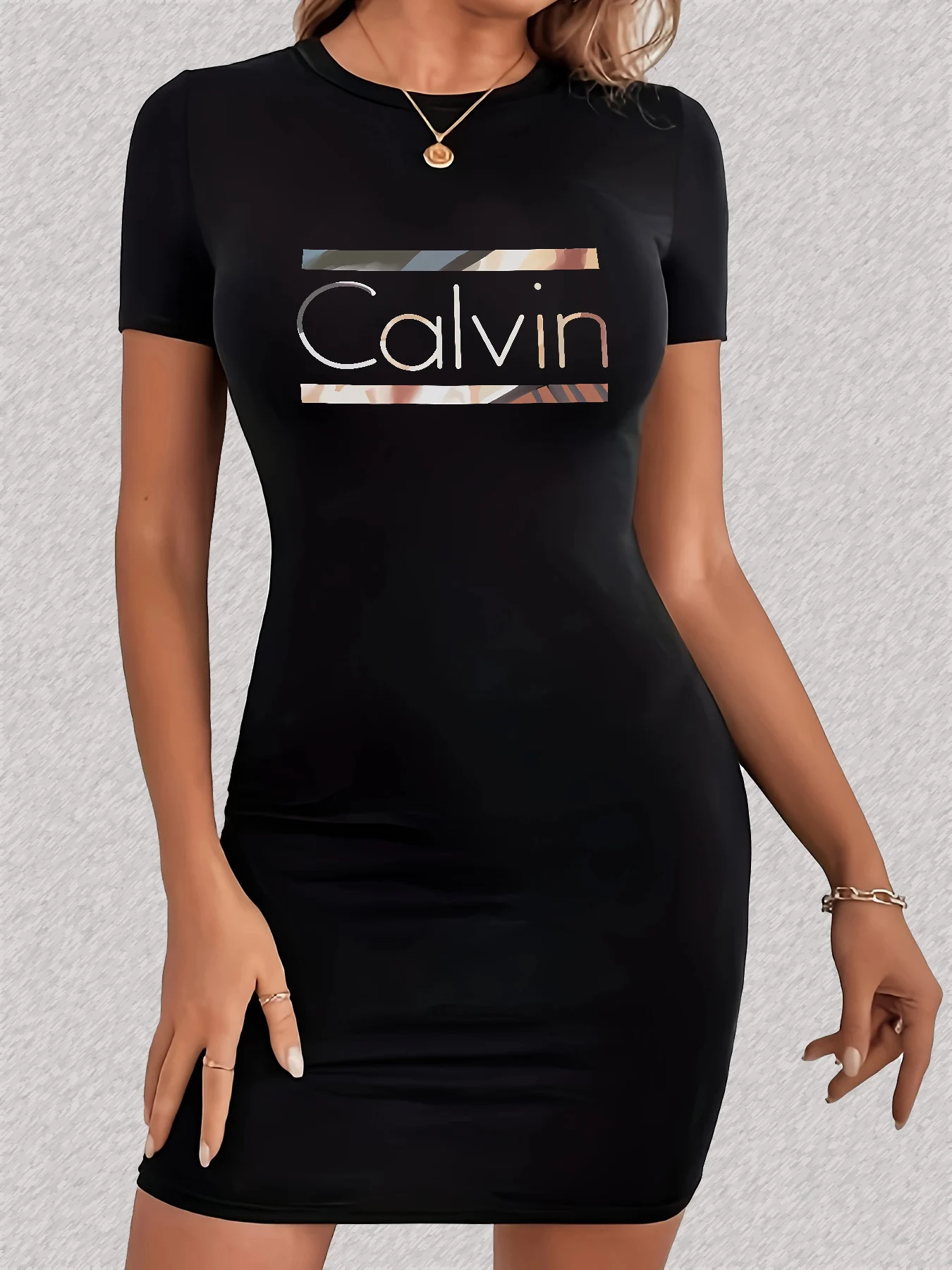 夏のレディースファッションカルビン柄プリントカジュアルセクシースリムフィットタイトフィット半袖ラウンドネックTシャツミニスカート