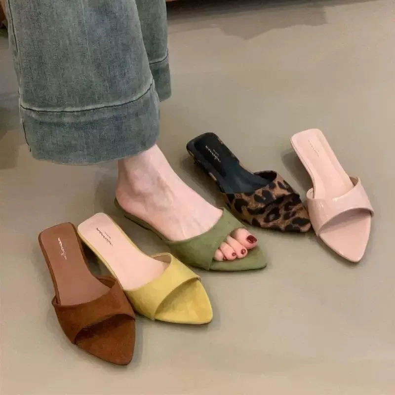 

Pointed Toe French Minimalist Low Heel Flip Slippers Women's Open Toe Temperament Slipper Outside Wear