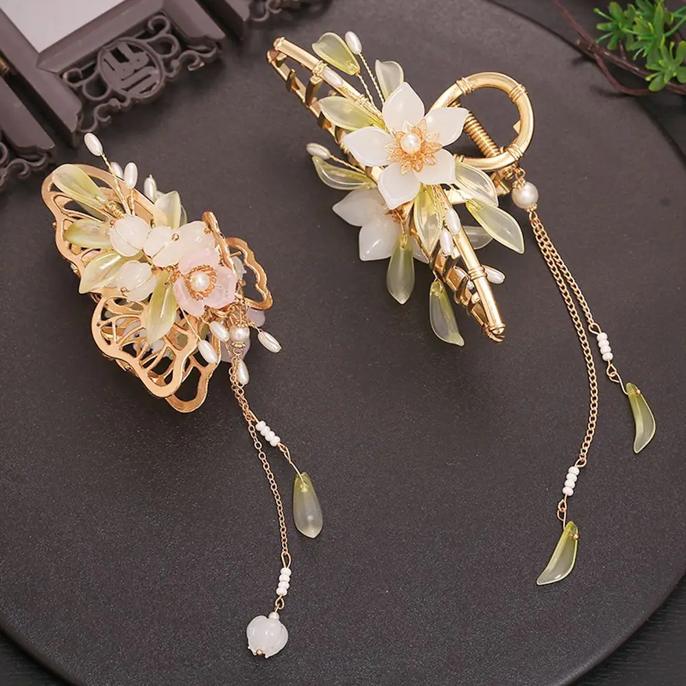 Shark Clip Headdress All-match Butterfly Tassel Women Hair Accessories Metal Hair Claw Korean Style Hair Clip Flower Hair Clip