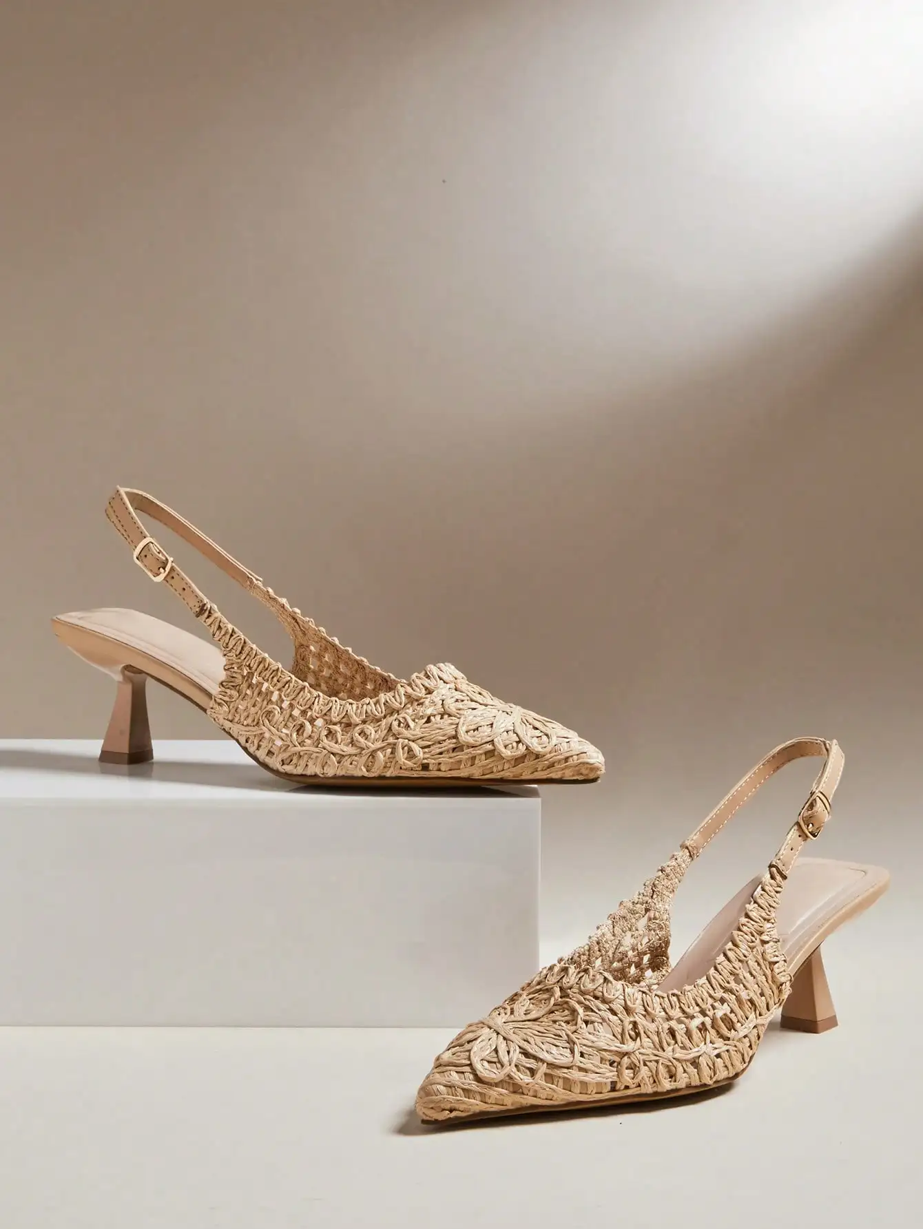 Women's Raffia Pointed Toe Slingback Pumps, Elegant Handwoven Woven Raffia Heels, Vacation Resort Ready Dress Shoes, Chic Textured Back Strap Heels for Valentine's Day Date Night, Wedding Guest, Cocktail Party, Beach Holiday & Special Occasions view 5
